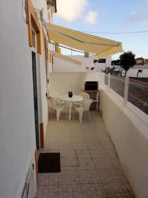 Casa Da Praia Da Poca - Apartamento Tulipa Estoril Exterior foto
